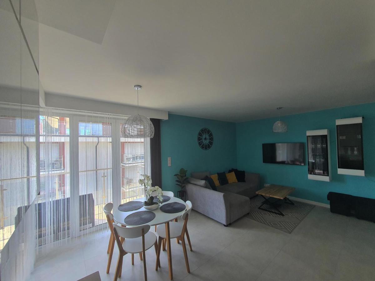 Apartament Holiday 32 Реваль Екстер'єр фото